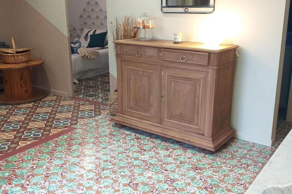 La Maison Du Bonheur سان لوران دي لا سالانك المظهر الخارجي الصورة