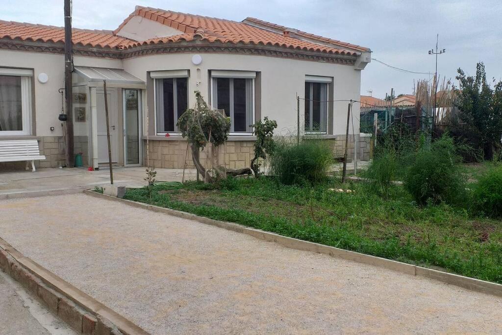 La Maison Du Bonheur سان لوران دي لا سالانك المظهر الخارجي الصورة